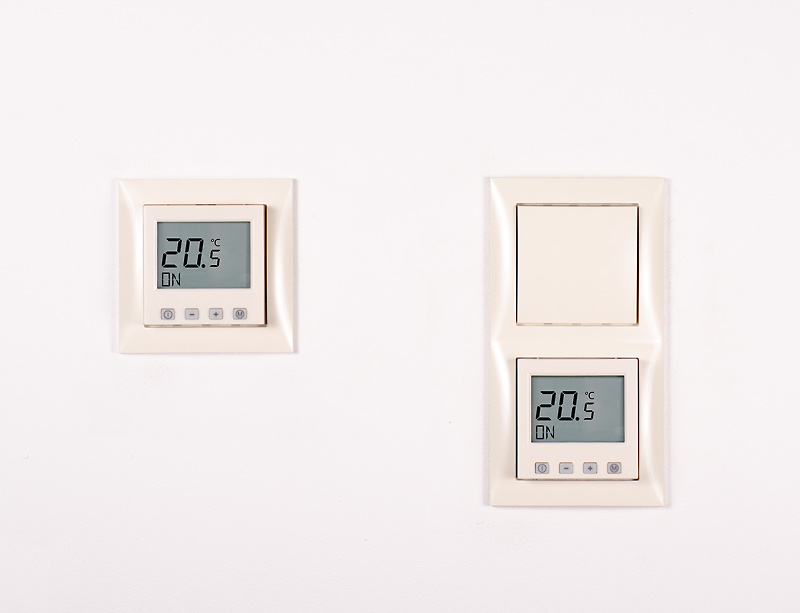 Bild von ERD-55 Raumtemperaturregler Digital im Schalterprogramm Hager S.1 - cremeweiß (glänzend)